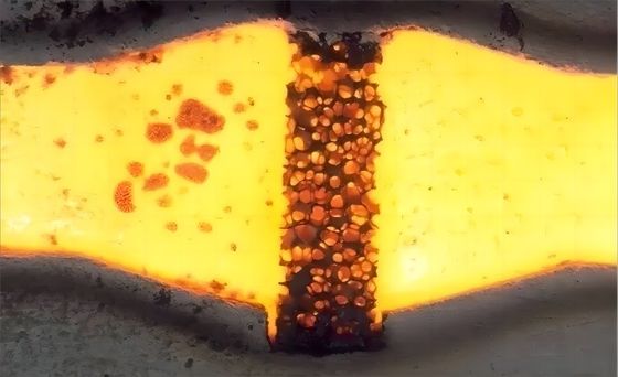 Filtre à mousse en céramique d'aluminium, nid d'abeille pour le service de ponçage de transformation de fonderie