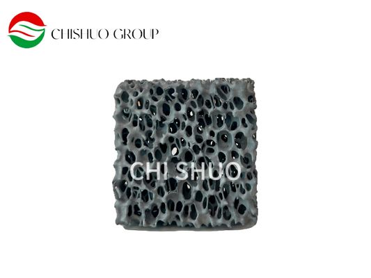 0.01mm Tolérance Plaque de filtre en mousse céramique au carbure de silicium pour réfractaire en fonderie