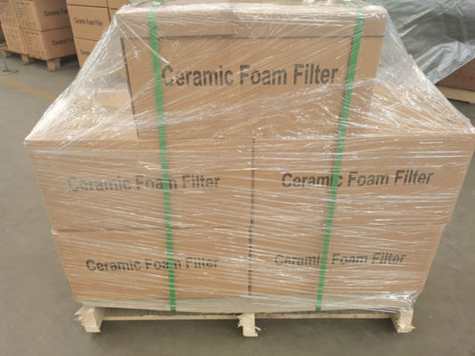Filtre à mousse en céramique de coulée industrielle de 30 mm pour la coulée d'investissement Tolérance de coulée de 0,01 mm