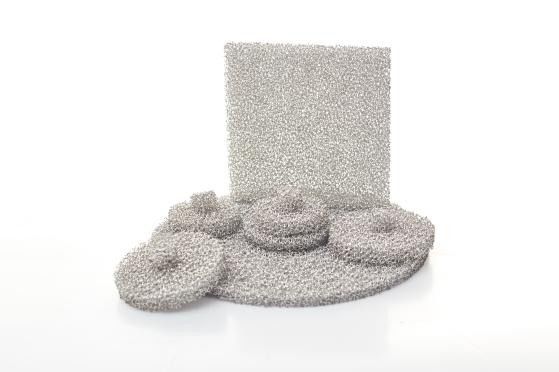 Maillage de filtrage ignifuge en fonte nichrome avec filtre en fibres de verre sans alcalis