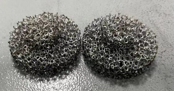Maillage de filtrage ignifuge en fonte nichrome avec filtre en fibres de verre sans alcalis