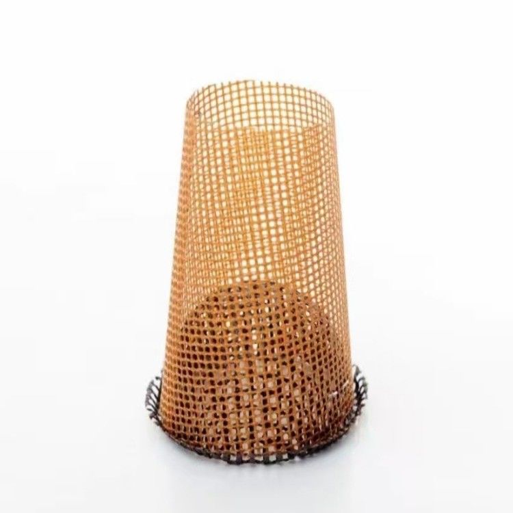 Maillage de filtrage en fibres de verre sans alcalis pour les applications d'étanchéité au feu et de coulée de filtres